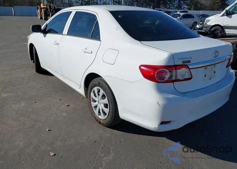 2013 Toyota Corolla L из США, поврежденный, VIN 2T1BU4EE0DC009009